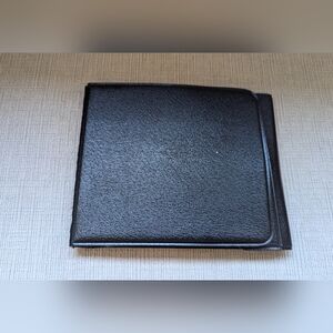 Black CD/DVD Case - Holds Multiple Discs